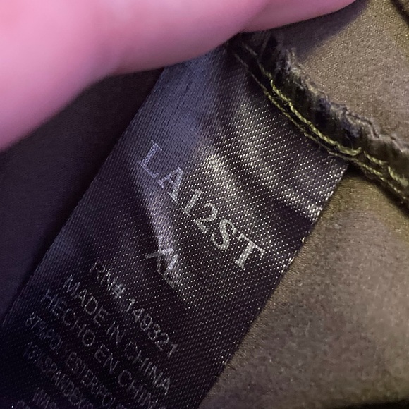 Joggers - Picture 3 of 3